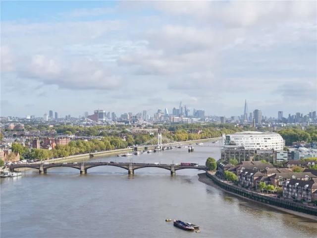Apartment for sale in Chelsea Waterfront, Greater London