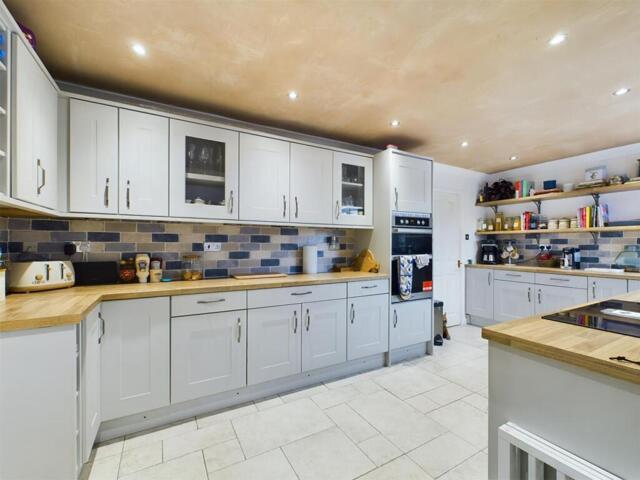 Bungalow for sale in Belleau, Lincolnshire