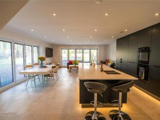 Bungalow for sale in North East Lincolnshire
