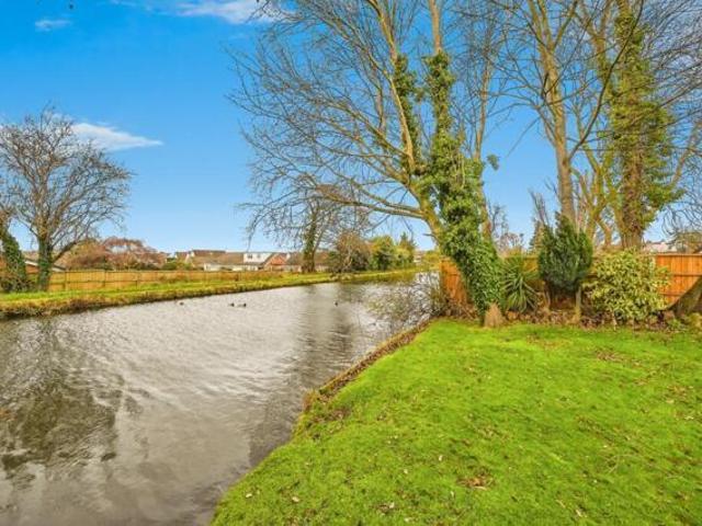 Bungalow for sale in Kennessee Green, Maghull