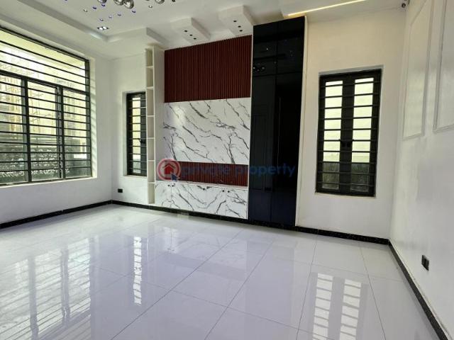 House for sale in Eti Osa, Abuja