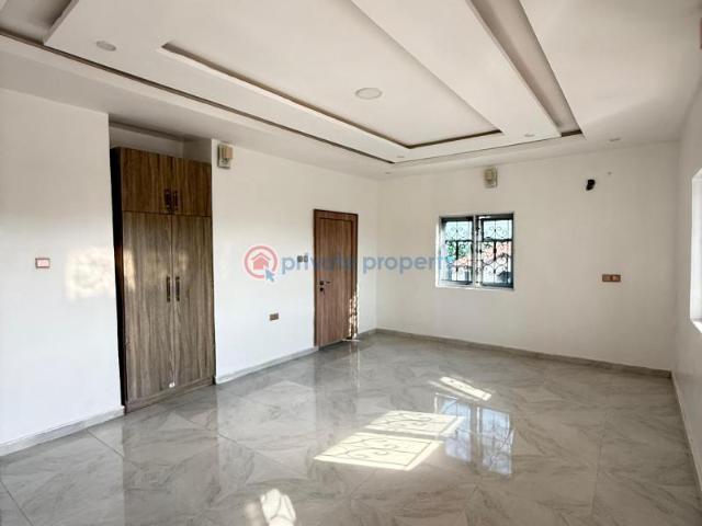 House for sale in Eti Osa, Abuja