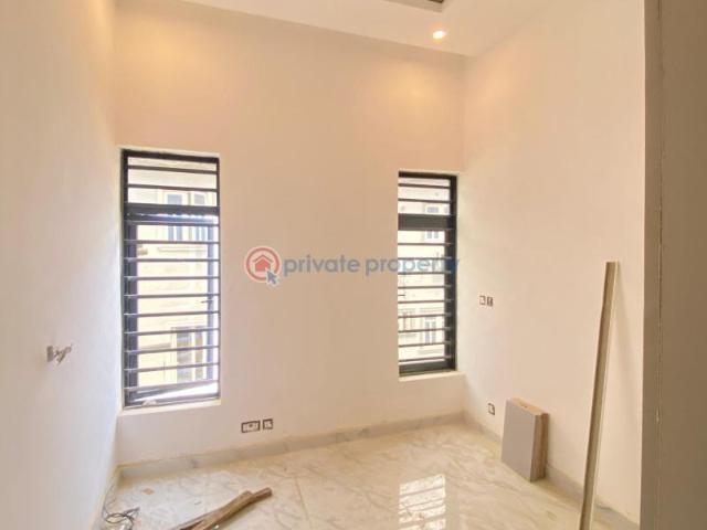 House for sale in Eti Osa, Lagos