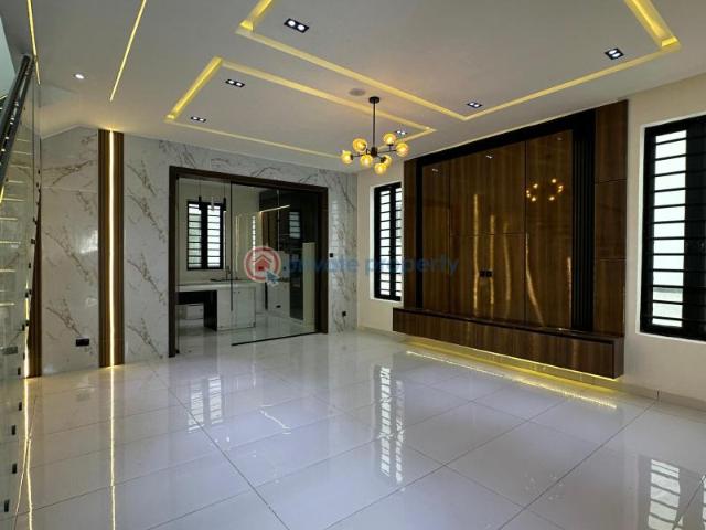 House for sale in Eti Osa, Abuja