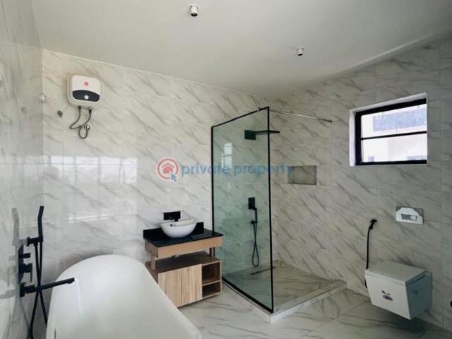 House for sale in Lagos, Lekki