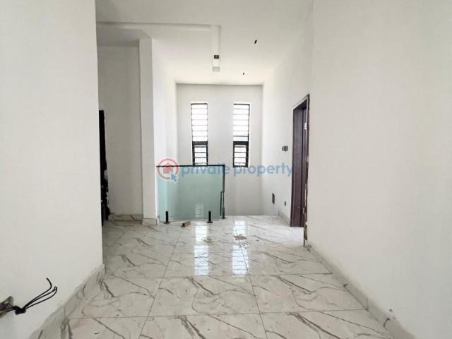 House for sale in Lagos, Lekki