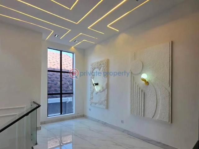 House for sale in Lagos, Ajah