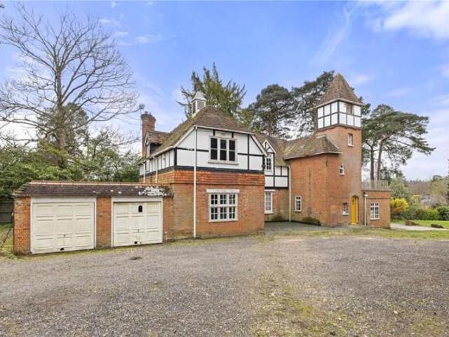 House for sale in Sunningdale
