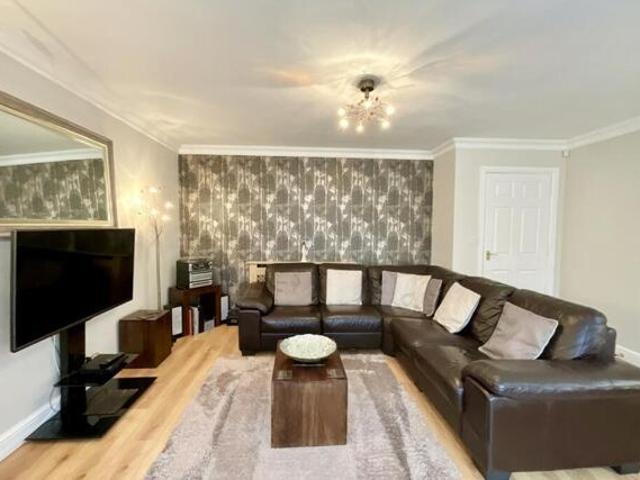 House for sale in Aston cum Aughton, Aston