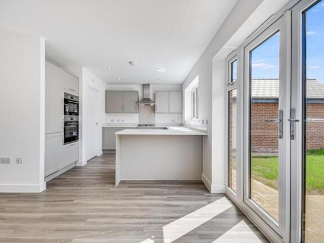 House for sale in Chelmsford Garden, Chelmsford