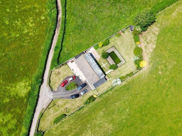 House for sale in Porthcawl, Nottage
