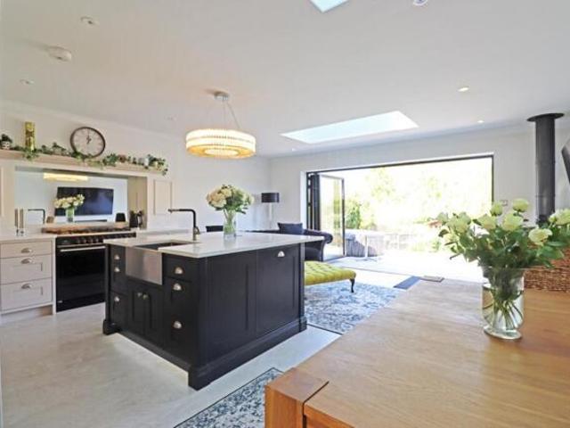 House for sale in Bromley, Coney Hall