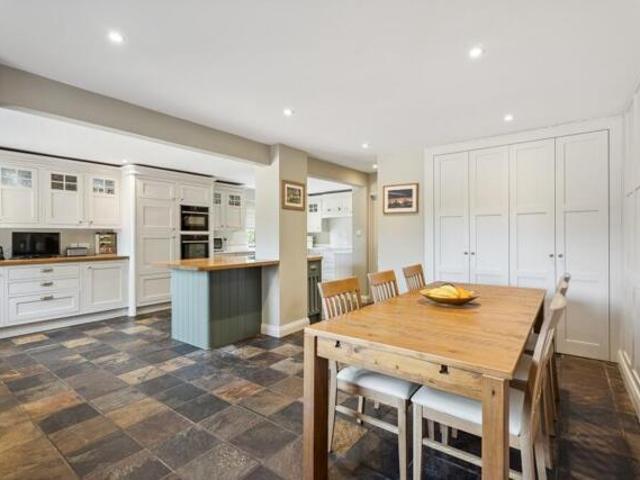 House for sale in Cholesbury-cum-St Leonards, Bellingdon