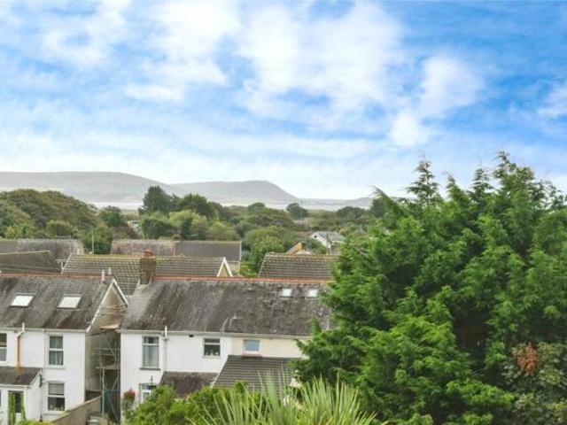 House for sale in Pembrey and Burry Port Town, Pembrey