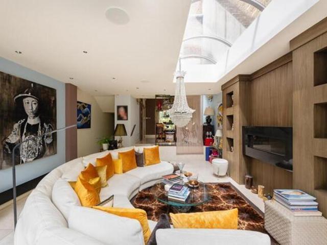 House for sale in Camden Town, St. John's Wood