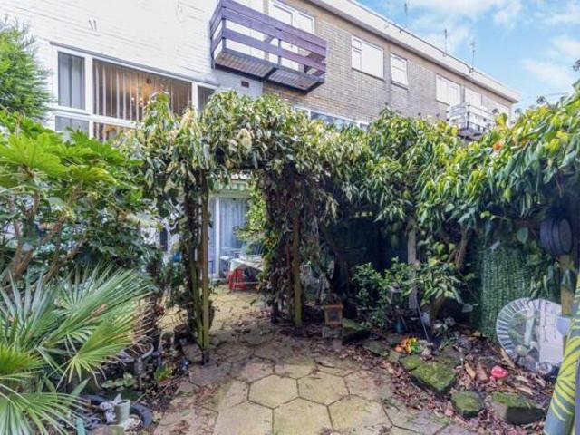 House for sale in Cheadle Hulme, Greater Manchester