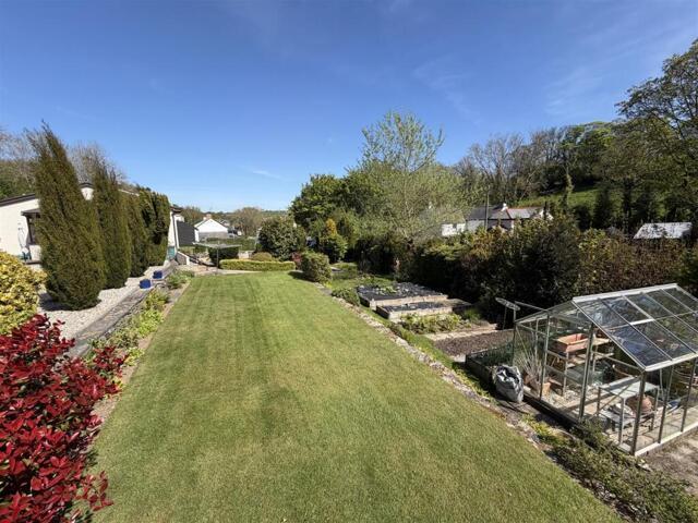 House for sale in Chacewater, Cornwall