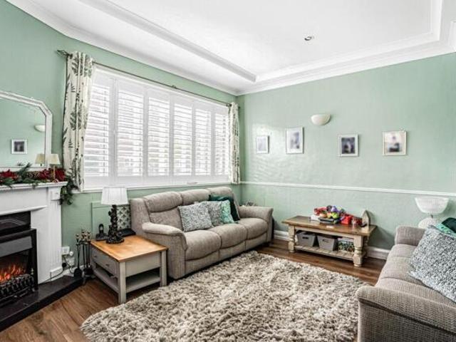 House for sale in London Borough of Ealing, Hanwell
