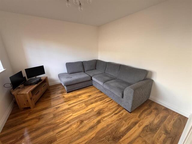 House for sale in Llanfihangel Aberbythych, Gorslas