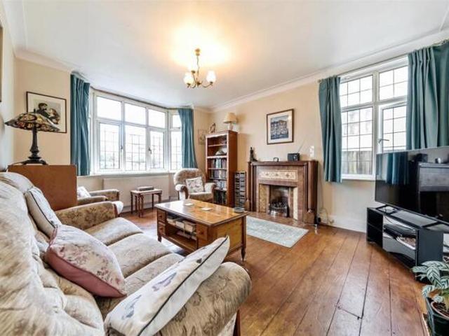 House for sale in Hayes, Greater London