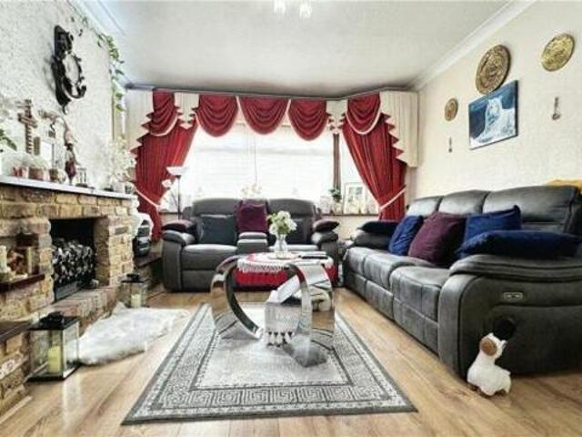 House for sale in Hayes, Greater London