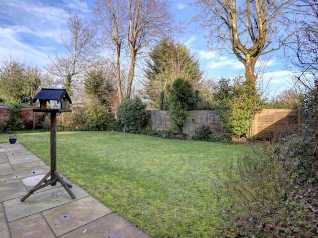 House for sale in Great Kingshill, Buckinghamshire
