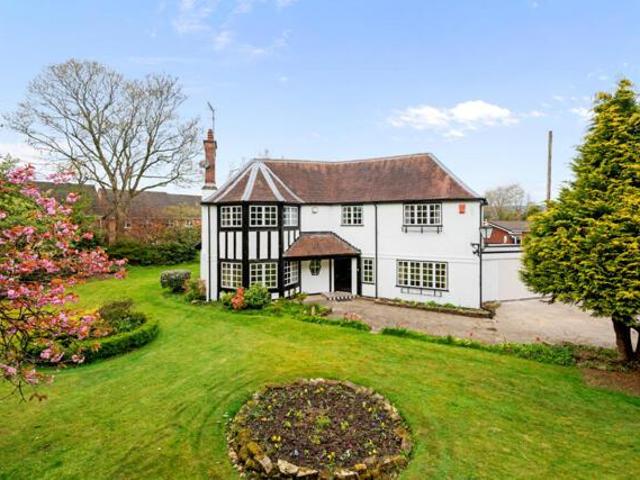 House for sale in Kingsley Moor, Staffordshire