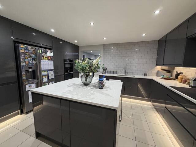 House for sale in Humberstone, Old Wharf