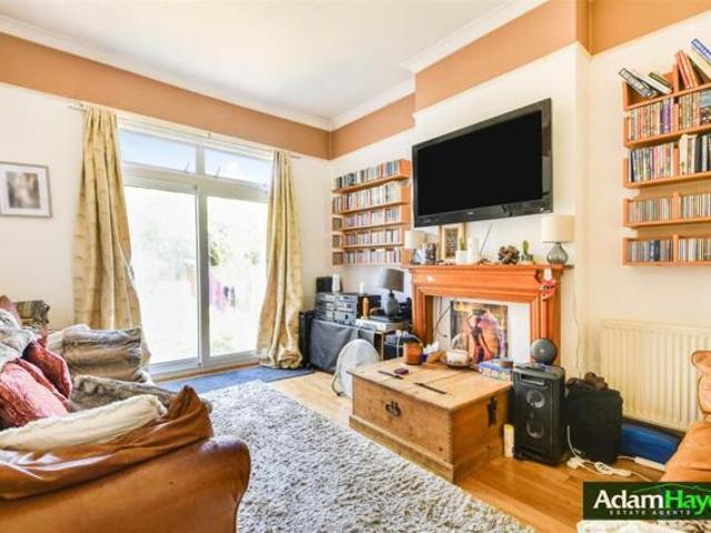 House for sale in Mill Hill, West Finchley