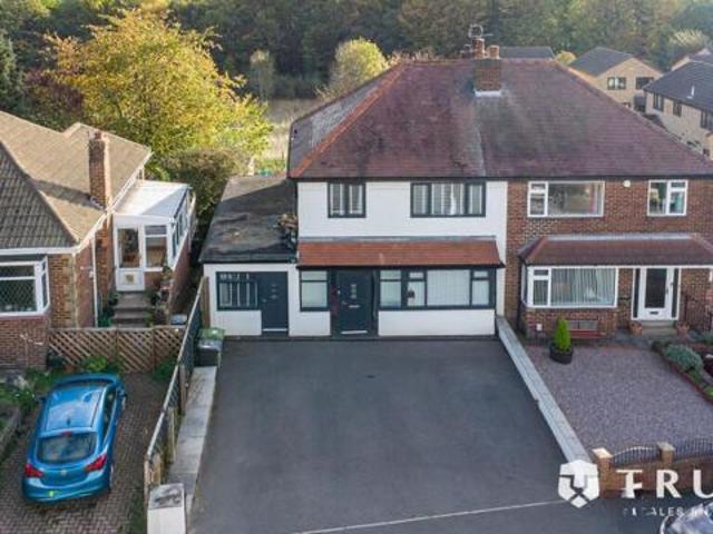 House for sale in Heckmondwike, West Yorkshire