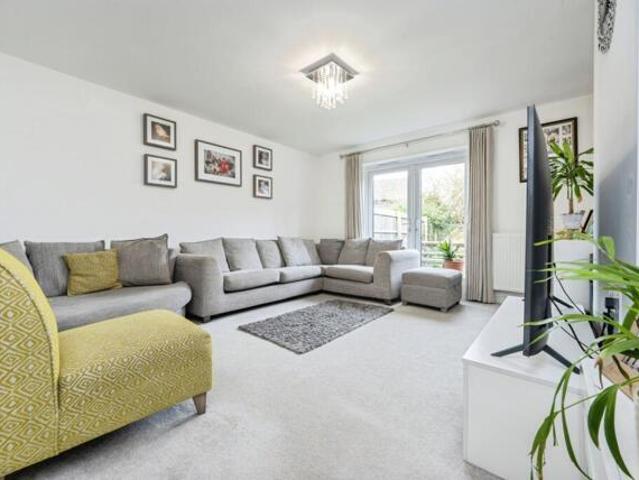 House for sale in Rushden