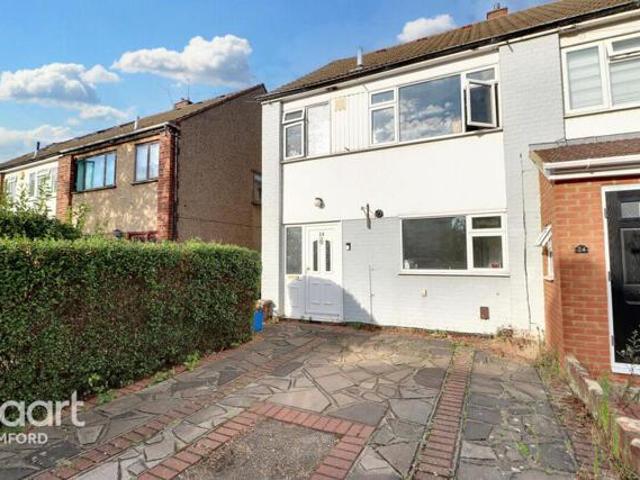 House for sale in Romford, Havering