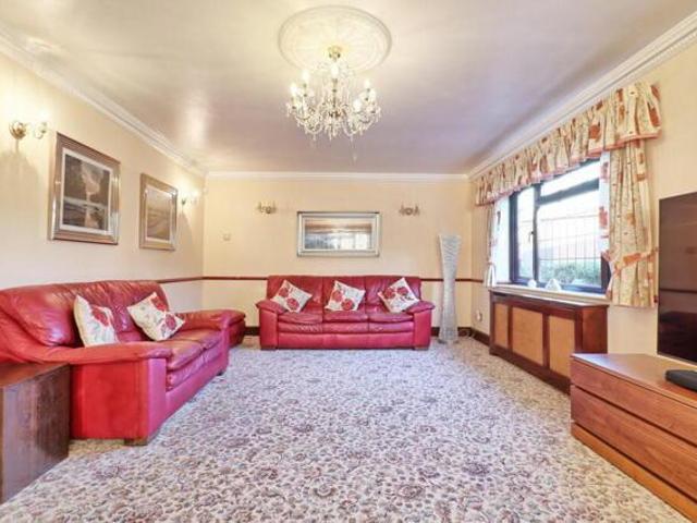 House for sale in Romford, Havering