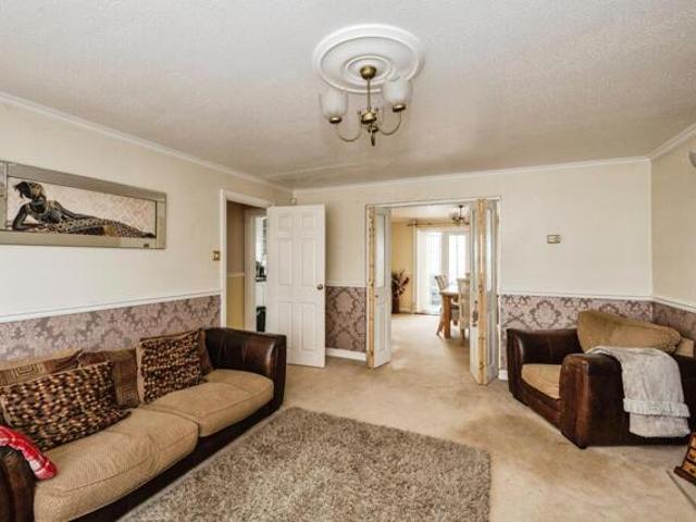 House for sale in Parc Gwernfadog, Ynystawe