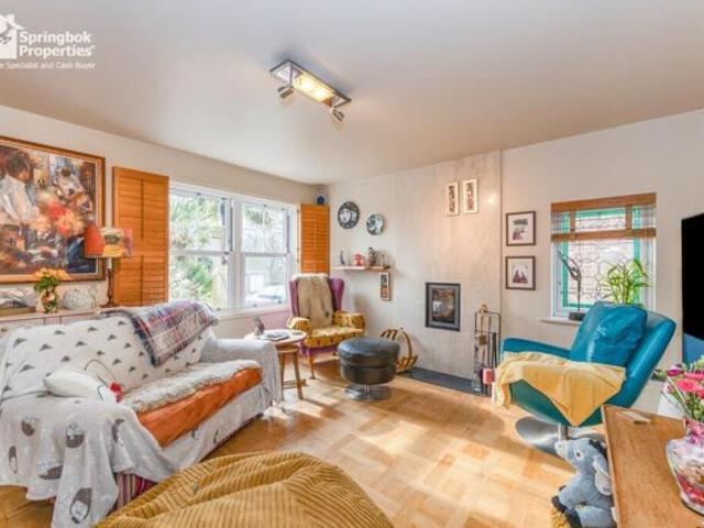 House for sale in Spring Vale, Hampshire