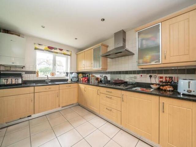House for sale in Holywell Estate, North Watford