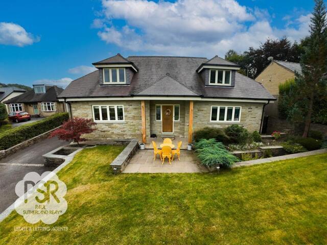 House for sale in Charlesworth, East Midlands
