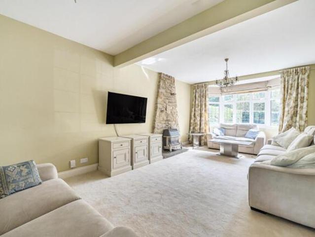 House for sale in Horsell, Woking