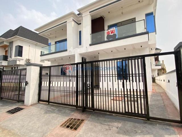 House for sale in Eti Osa, Lagos