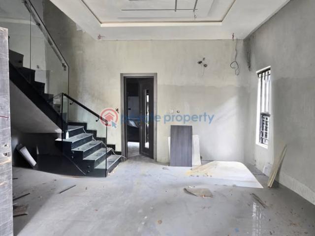 House for sale in Lagos, Ikeja 