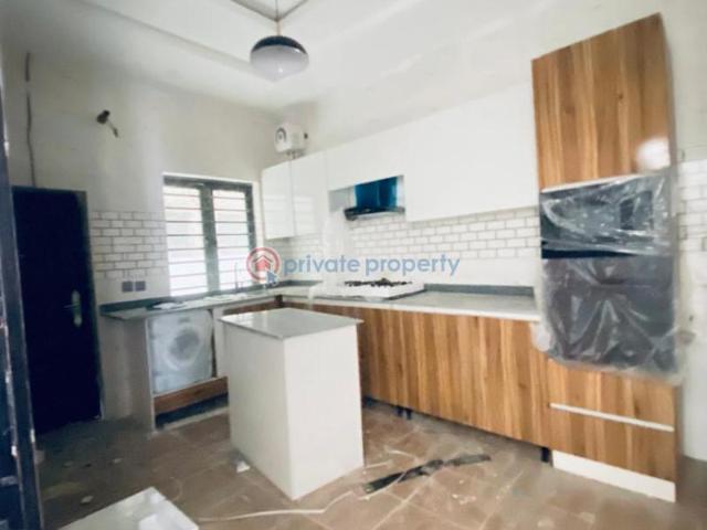 House for sale in Lagos, Lekki
