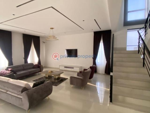 House for sale in Eti Osa, Lagos