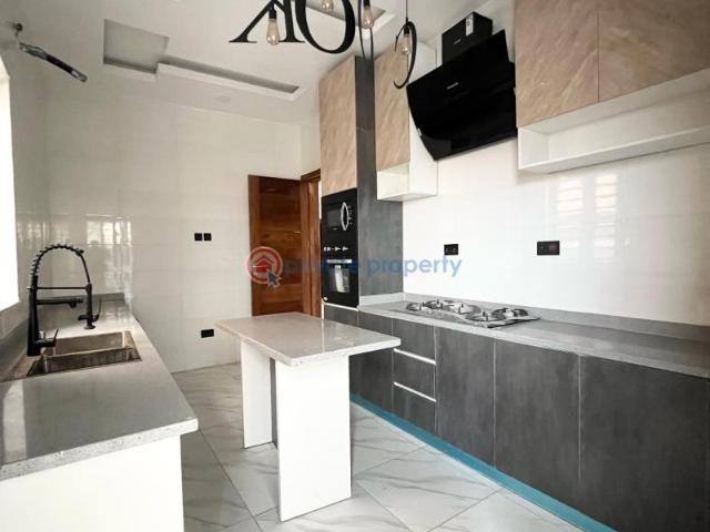 House for sale in Lagos, Lekki
