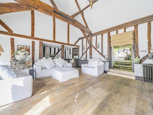 Room for sale in Leighton-Linslade, Heath And Reach