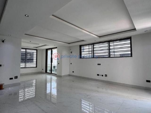 House for sale in Lagos, Lagos Island 