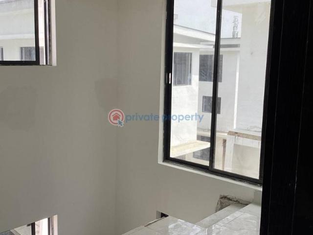 House for sale in Eti Osa, Abuja