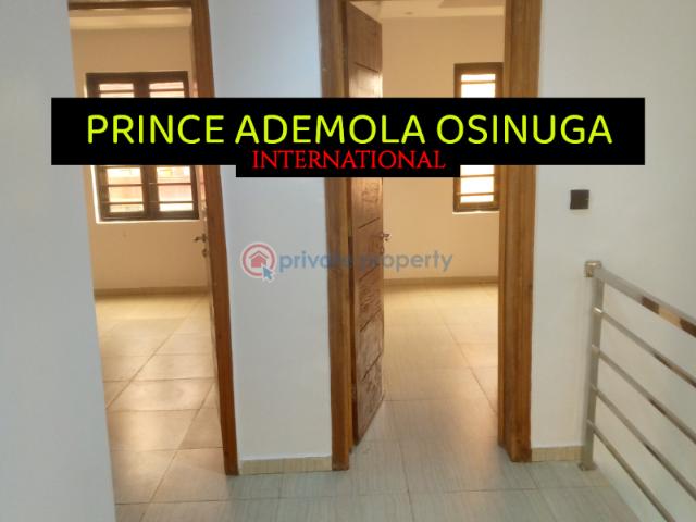 House for sale in Eti Osa, Abuja