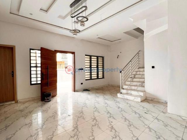 House for sale in Lagos, Lekki