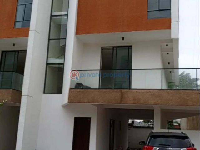 House for sale in Lagos, Ikeja 