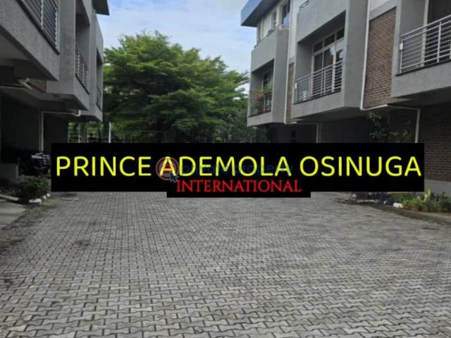 House for sale in Eti Osa, Abuja